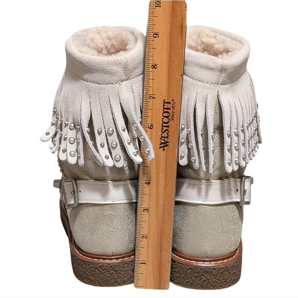 Coach Roccasin Shearling Boot size 6B metallic pearl fringe studded Moccasin - Picture 6 of 12